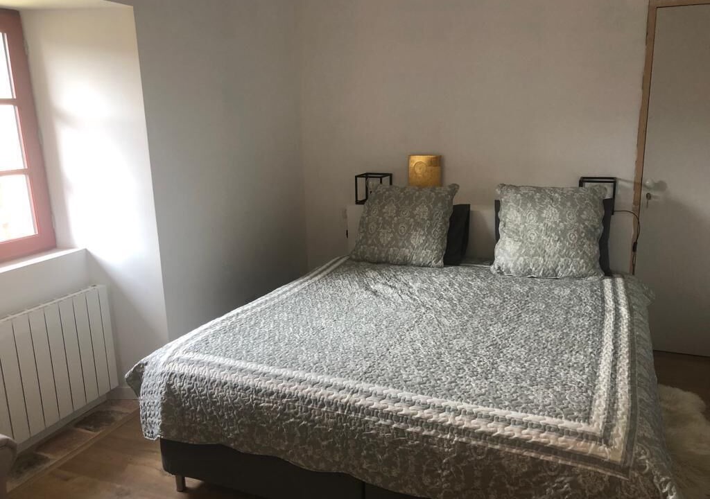 Photo of Bedroom in Eglise-Neuve-d'Issac