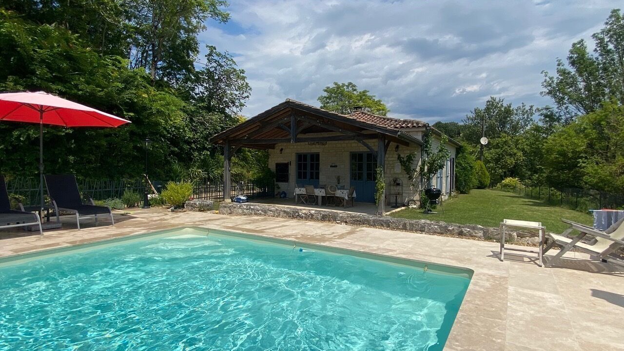 Photo of Outdoor in Pons
