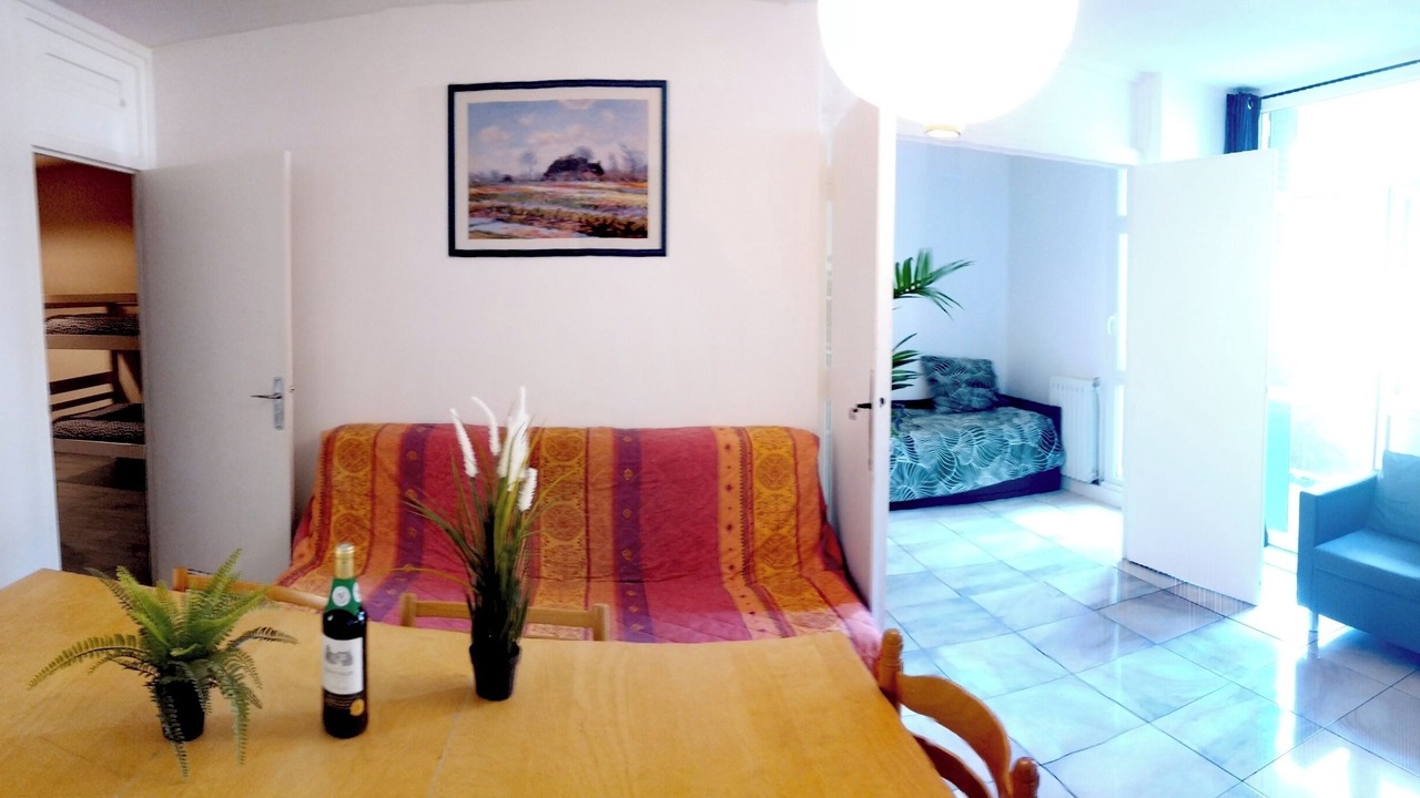 Photo of Livingroom in Santy - La Plaine