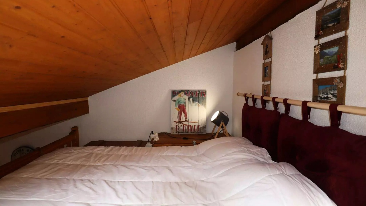 Photo of Bedroom in Areches