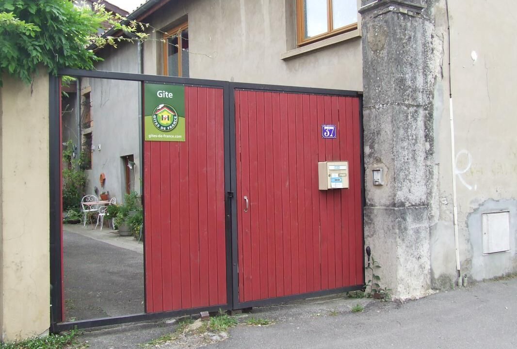 Photo of Outdoor in Vaulx En Velin Village