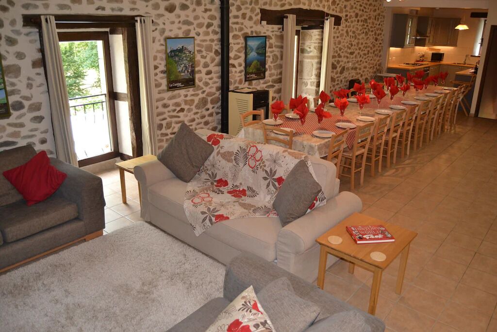 Photo of Livingroom in Monceaux-sur-Dordogne