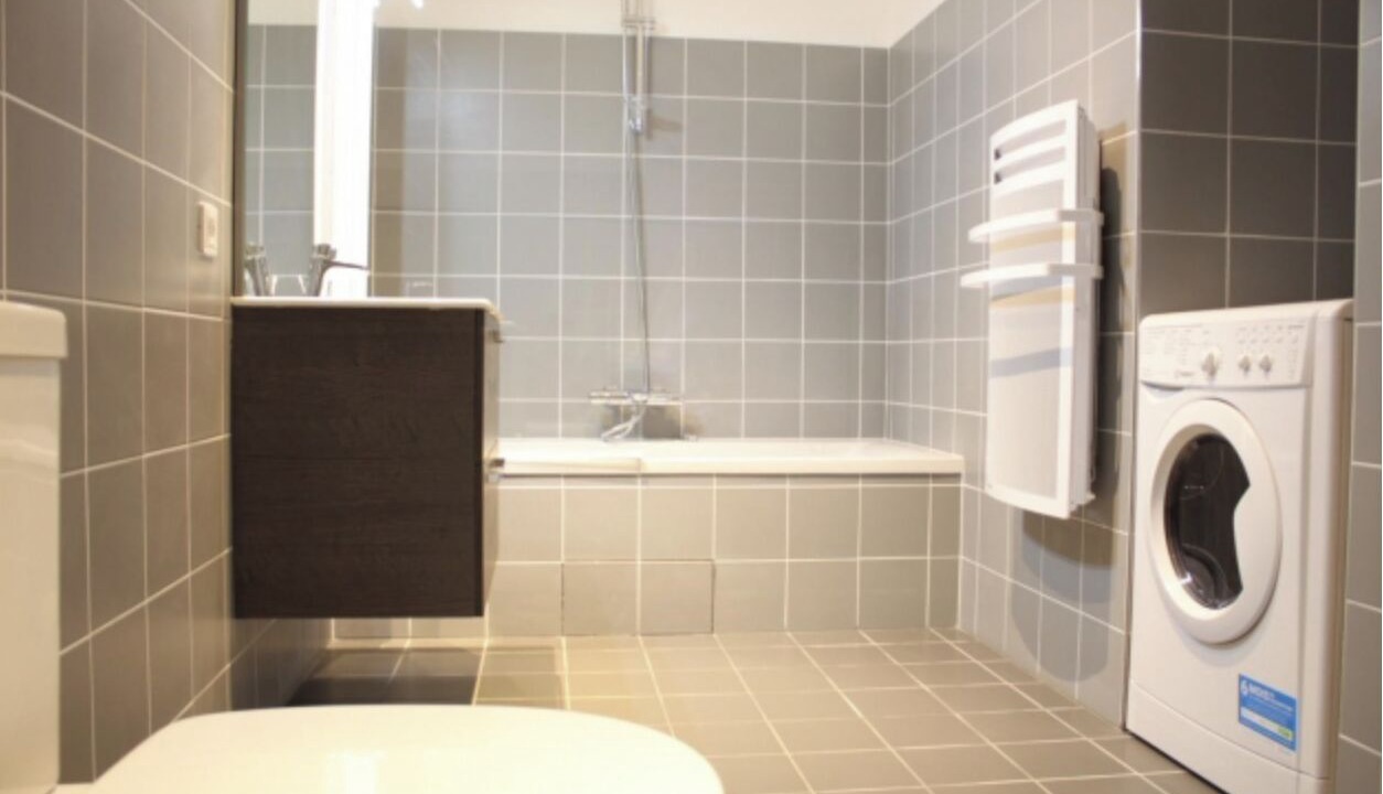Photo of Bathroom in Rochefort