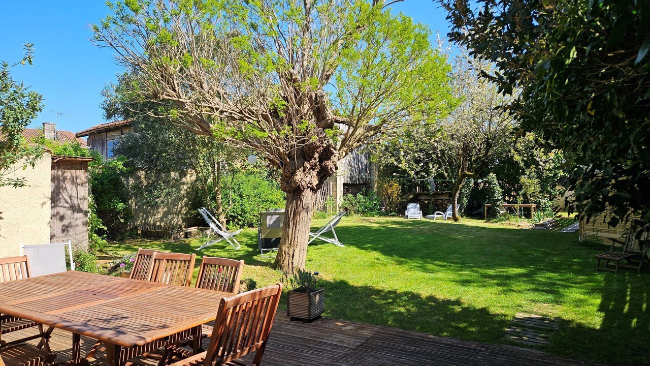 Photo of Outdoor in Le Mazeau