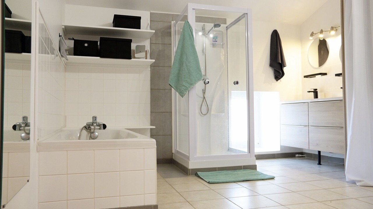 Photo of Bathroom in Le Mazeau