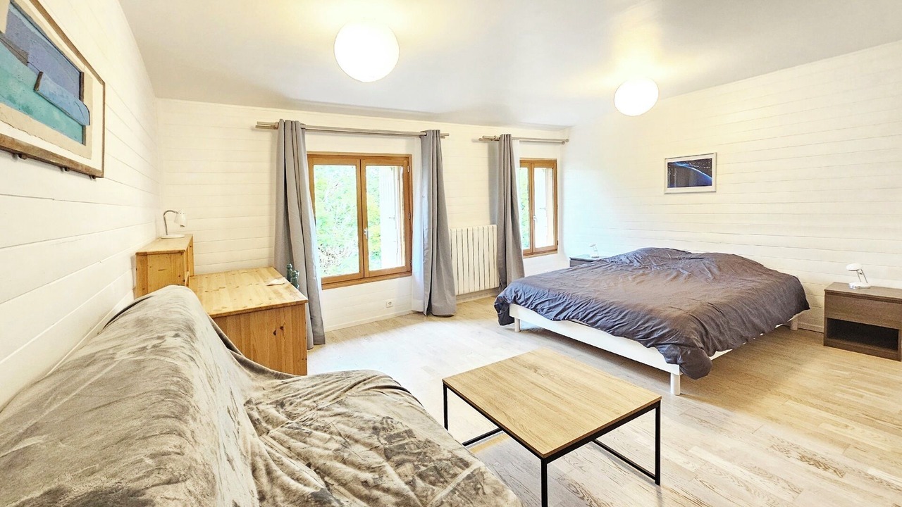 Photo of Bedroom in Le Mazeau