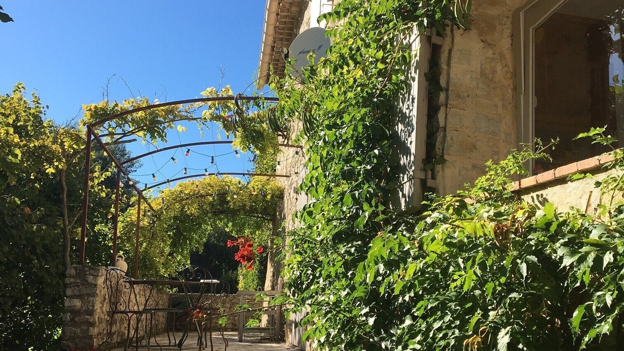 Photo of Outdoor in La Penne-sur-l'Ouveze