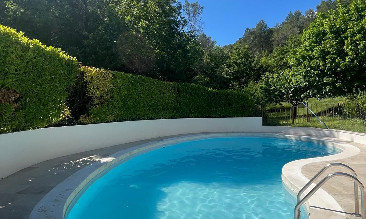 Photo of Outdoor in La Penne-sur-l'Ouveze