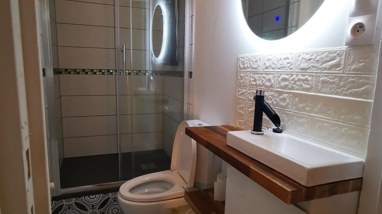 Photo of Bathroom in Rive-de-Gier