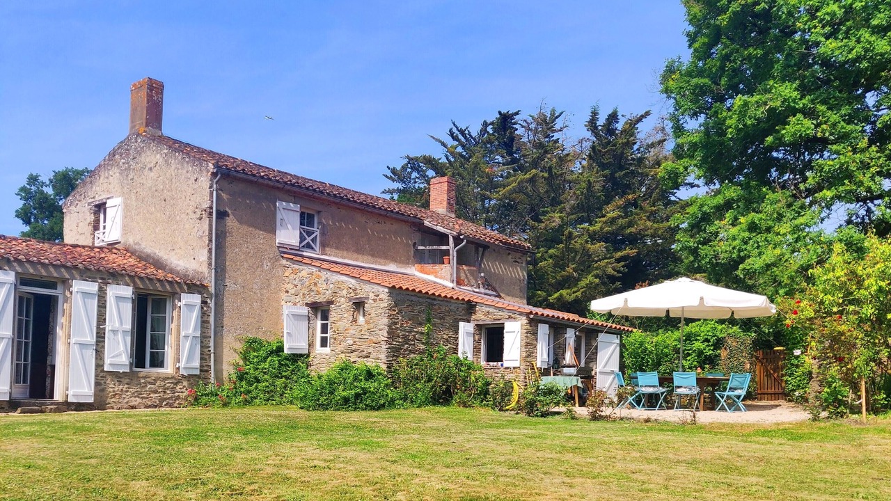 Photo of Outdoor in Saint-Georges-de-Pointindoux