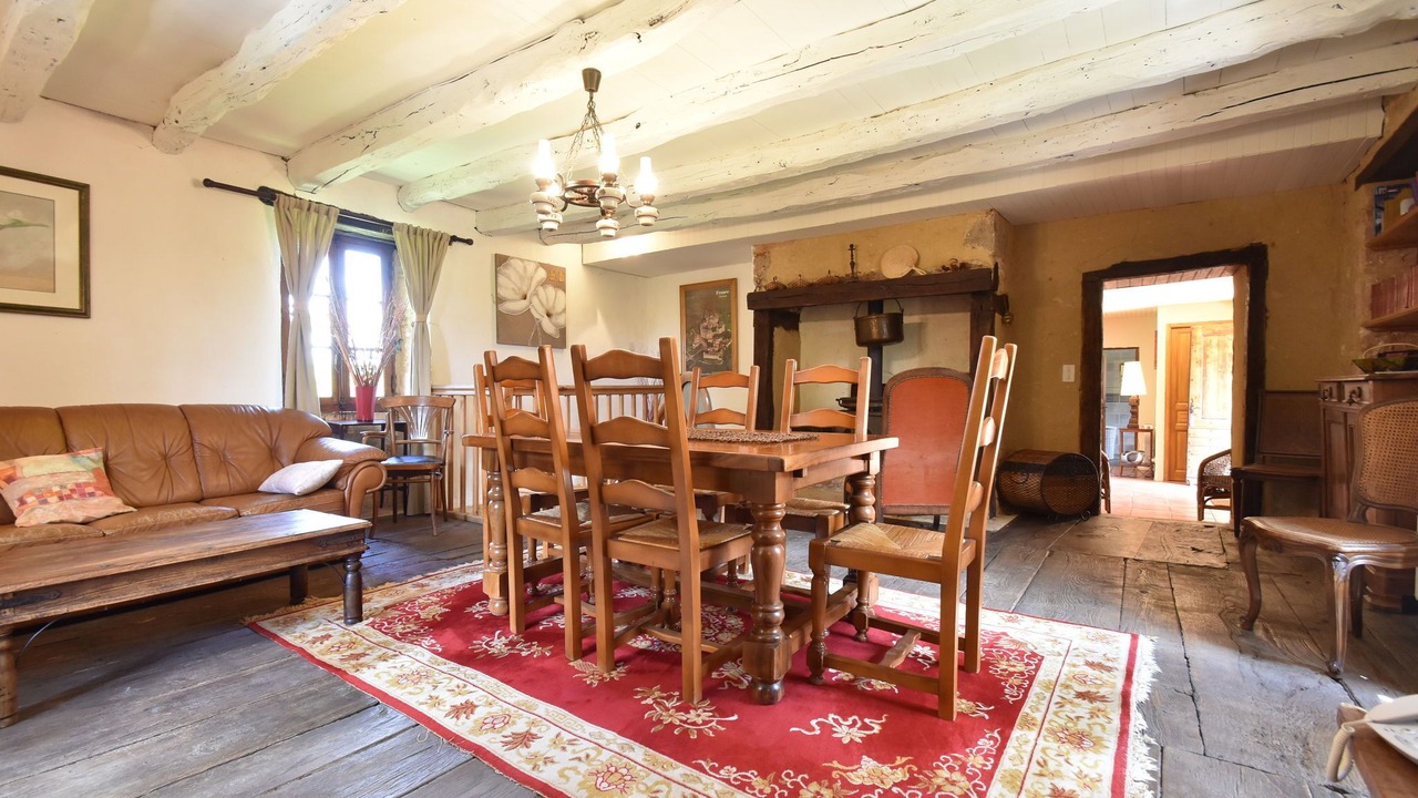Photo of Livingroom in Montcabrier