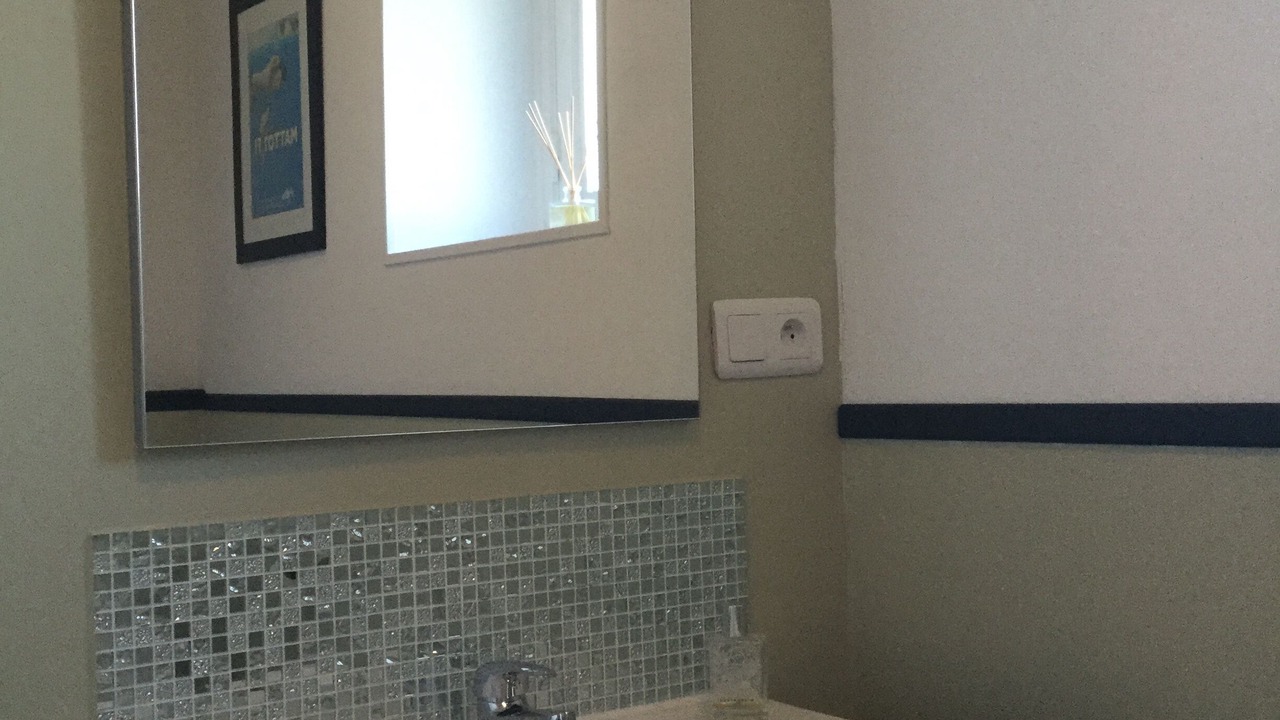 Photo of Bathroom in Plelo