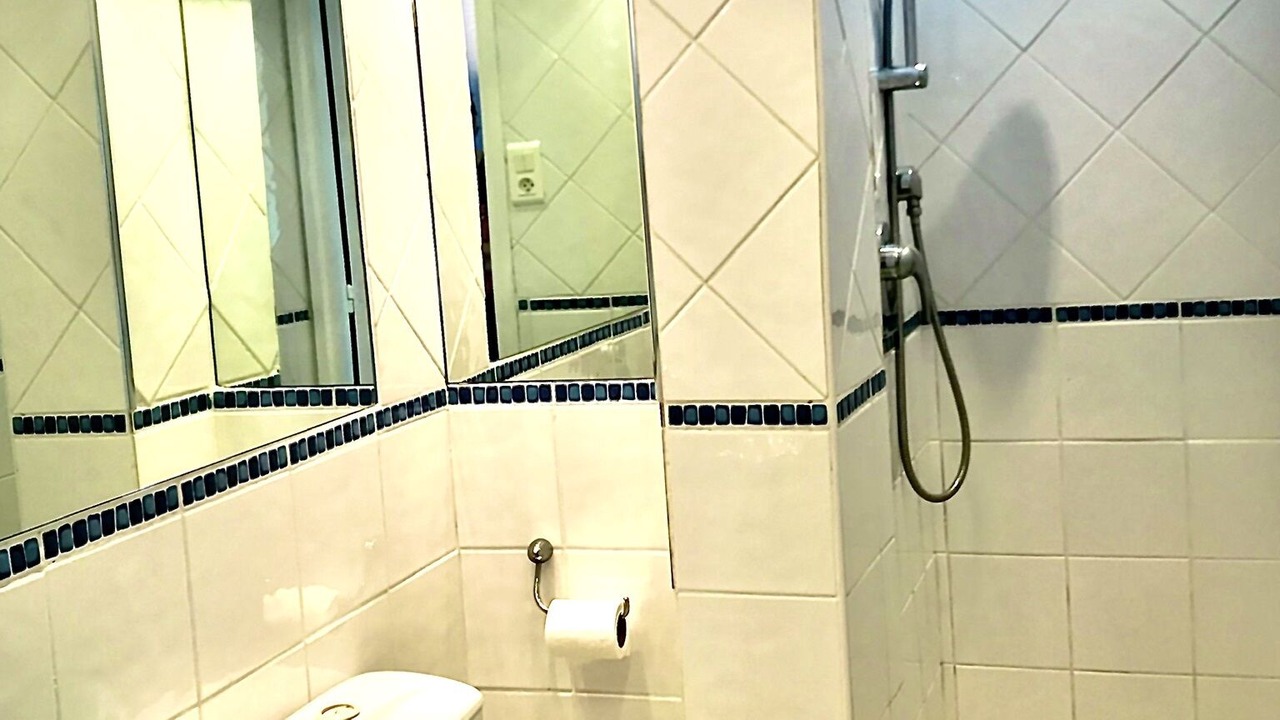 Photo of Bathroom in Roucas-Blanc