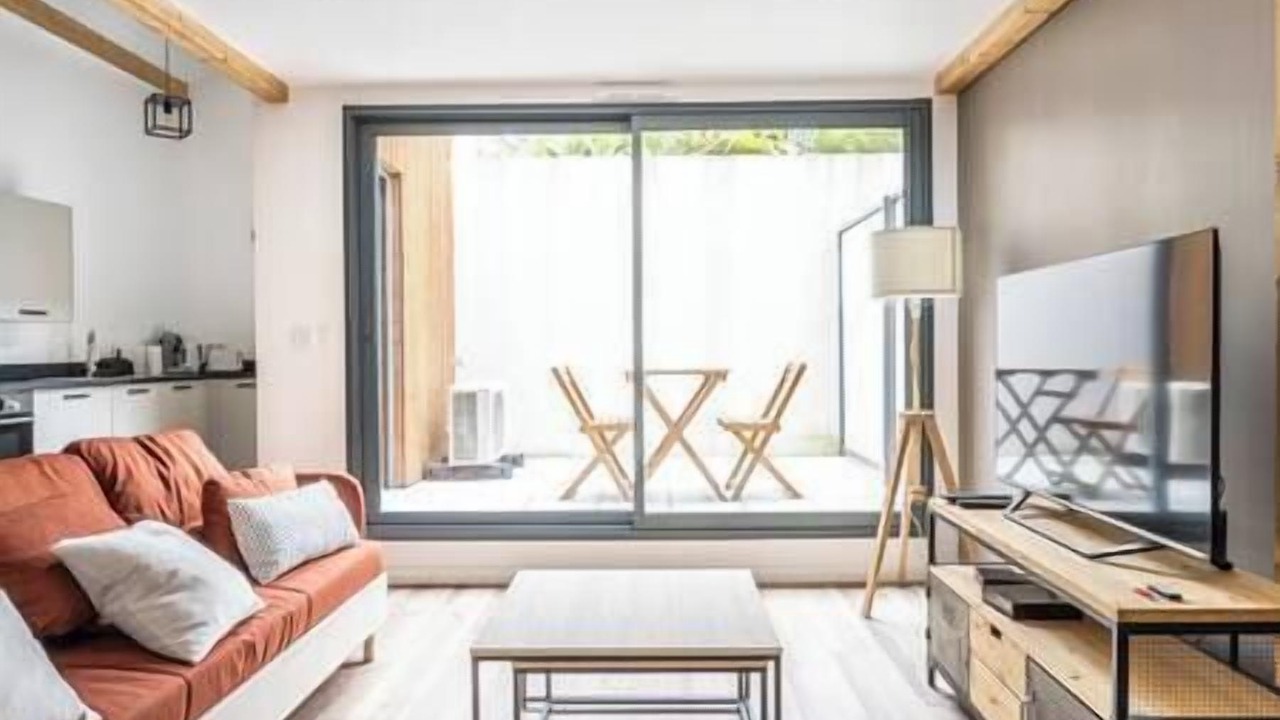 Photo of Livingroom in Centre Ville