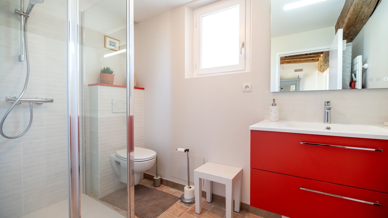 Photo of Bathroom in Chenehutte-Treves-Cunault