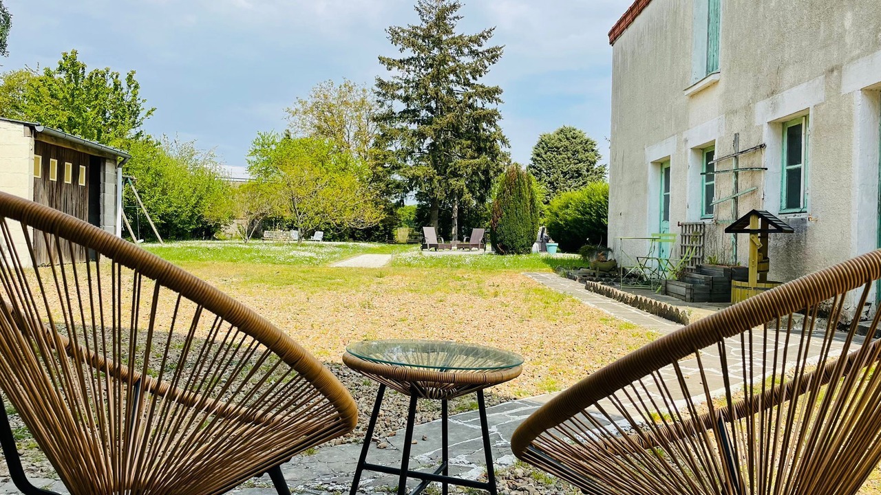 Photo of Patio Balcony in Droue