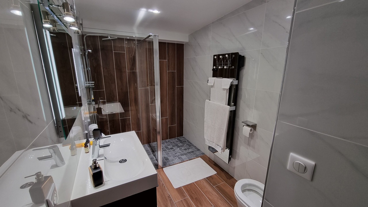 Photo of Bathroom in Olivet