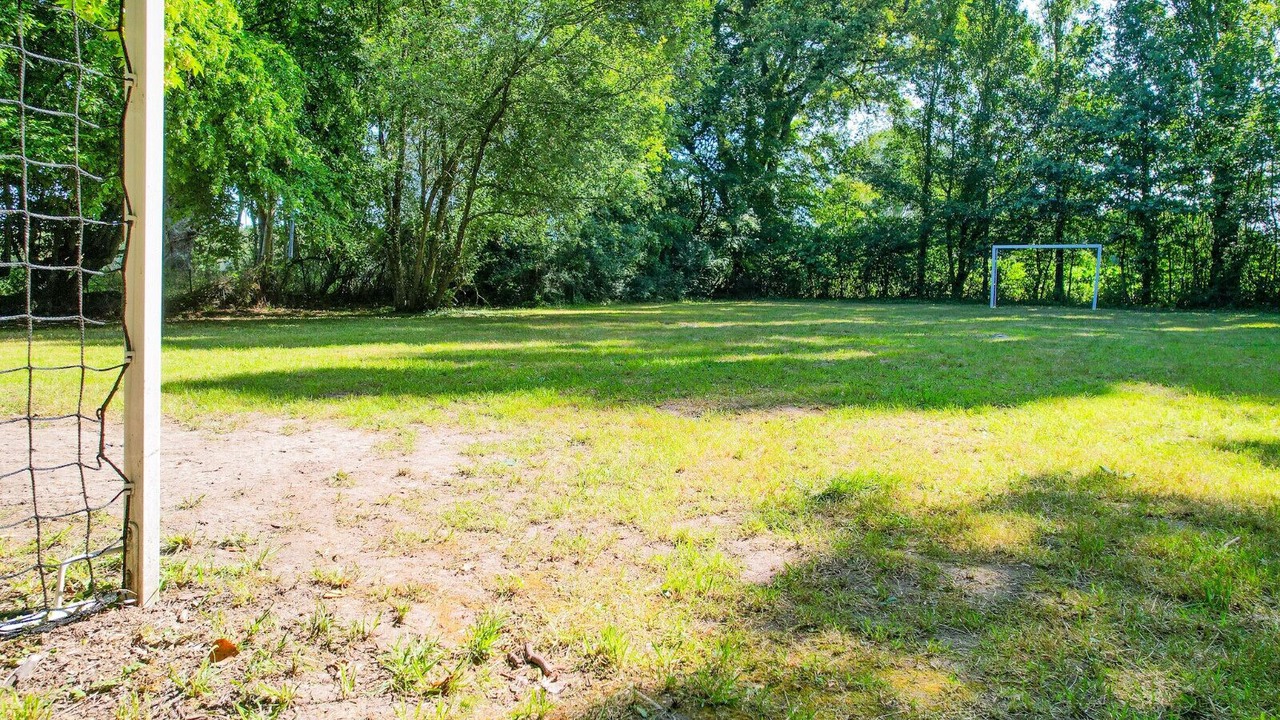 Photo of Others in Beaumont-les-Autels