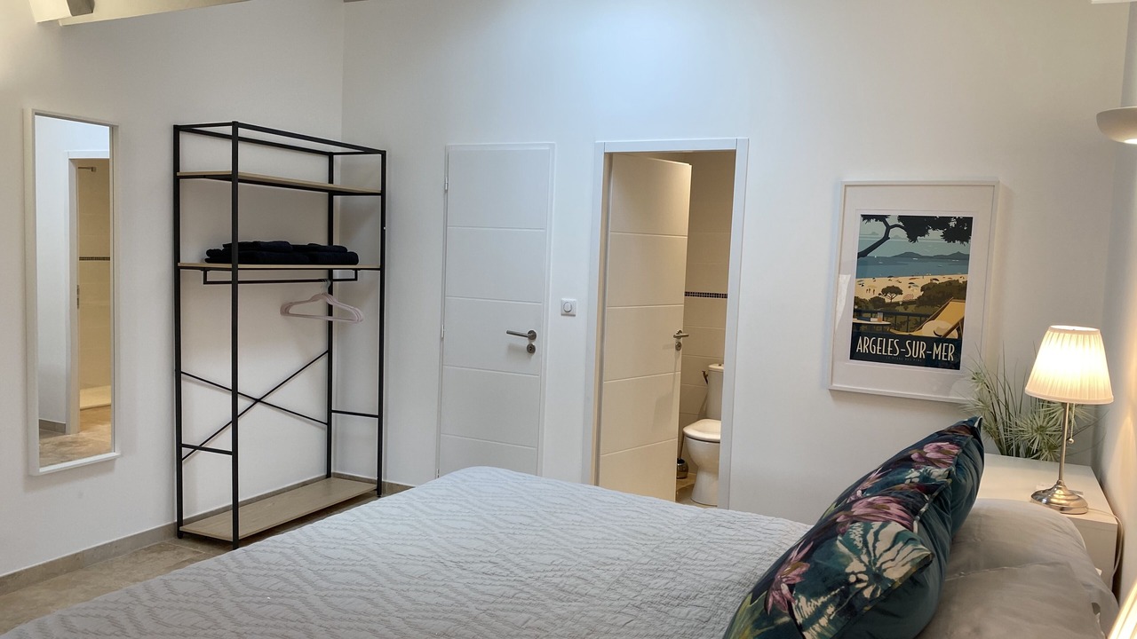 Photo of Bedroom in Quarante
