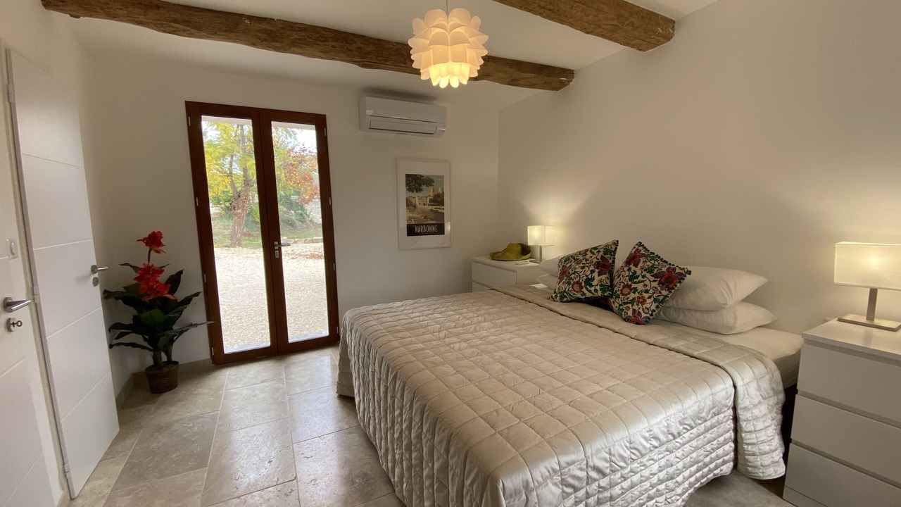 Photo of Bedroom in Quarante