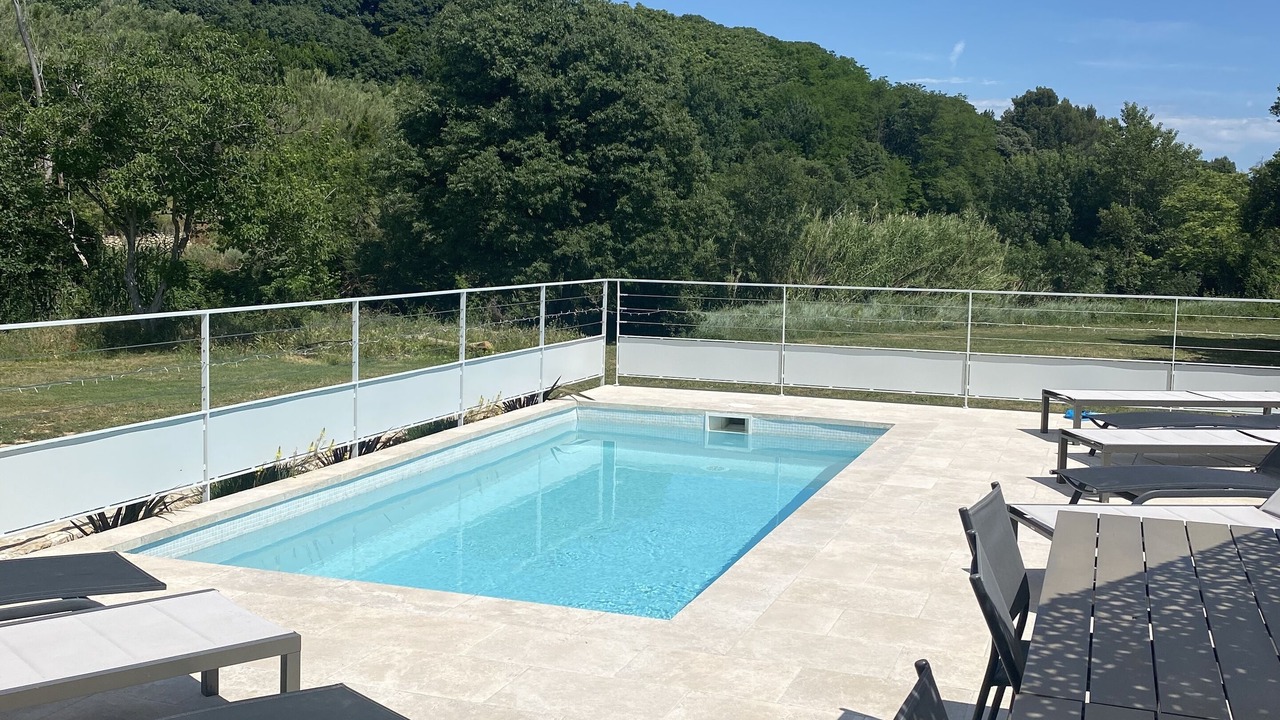 Photo of Outdoor in Quarante