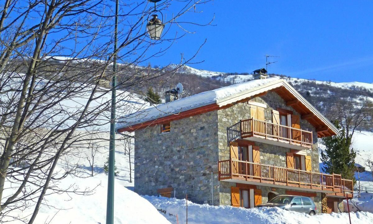 Photo of Outdoor in Praranger