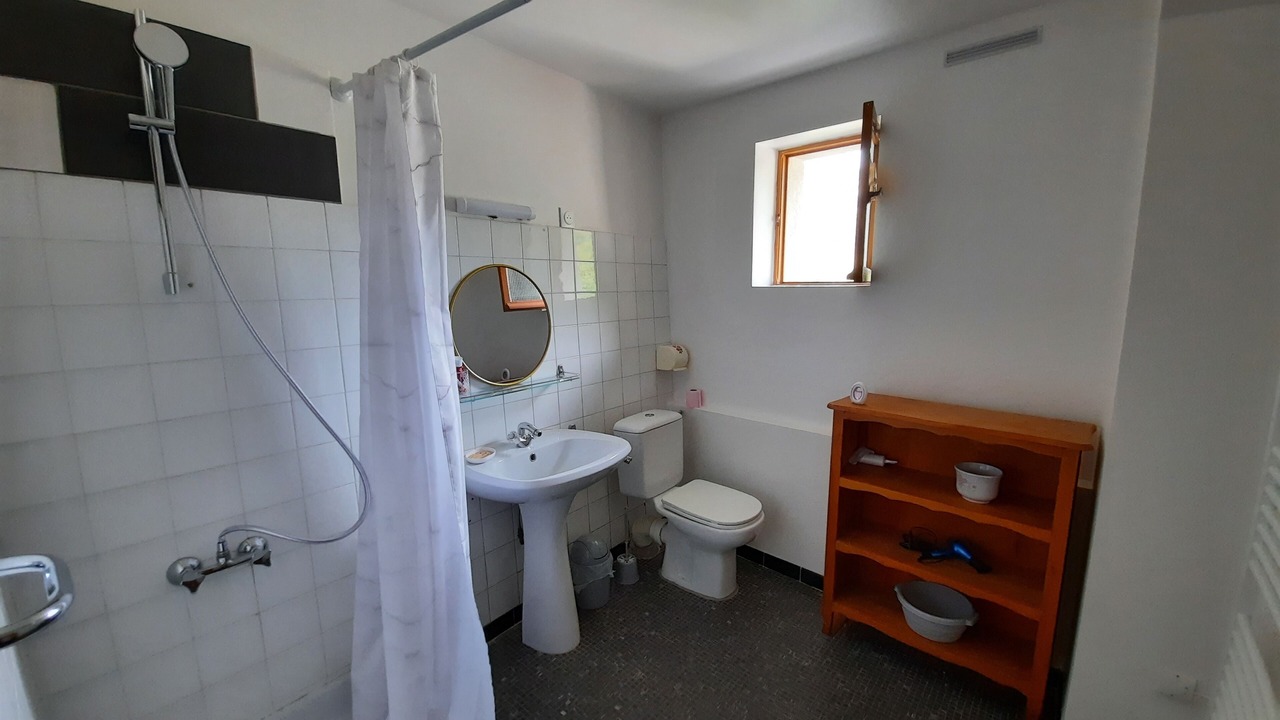 Photo of Bathroom in Aston