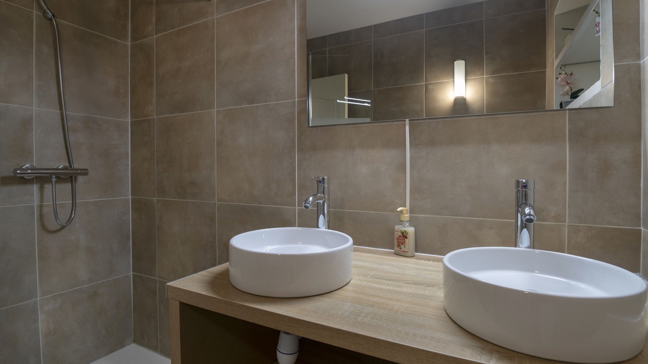 Photo of Bathroom in Saint-Medard-en-Jalles