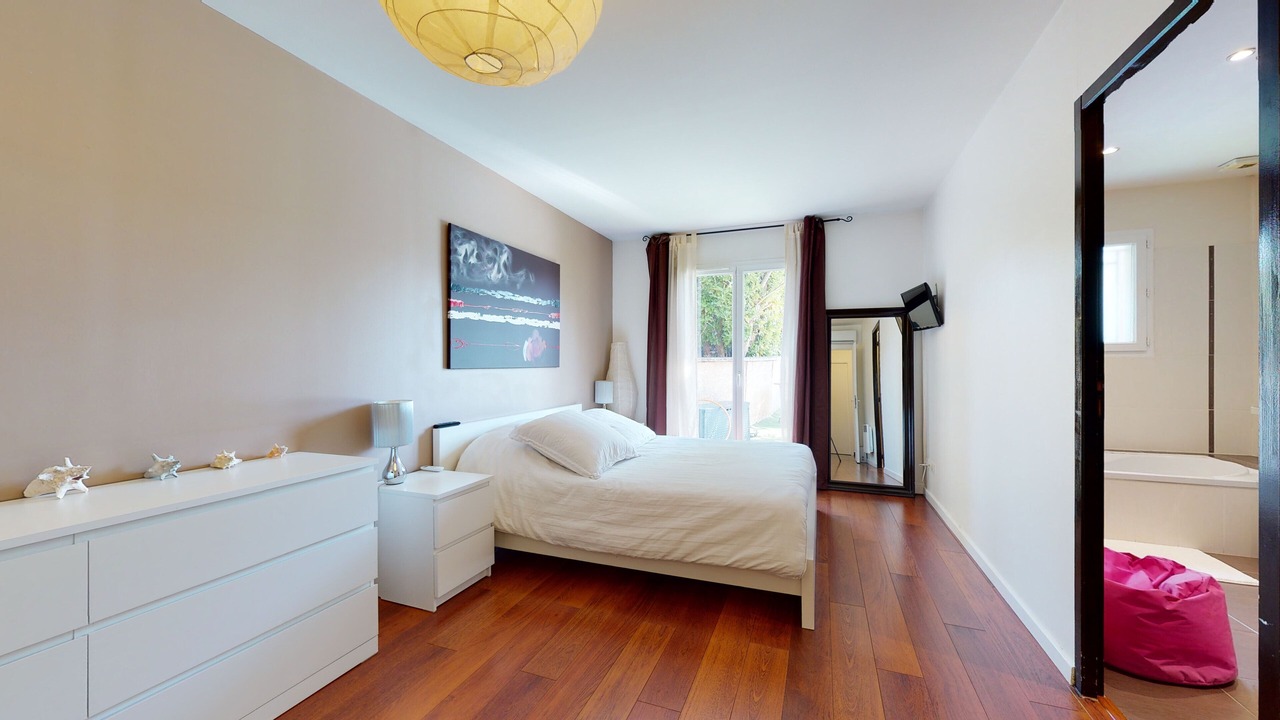 Photo of Bedroom in Ternay