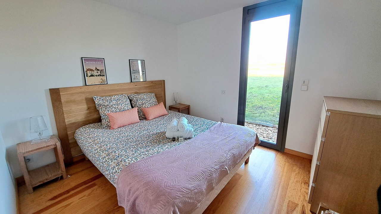 Photo of Bedroom in Saint-Avit-Senieur