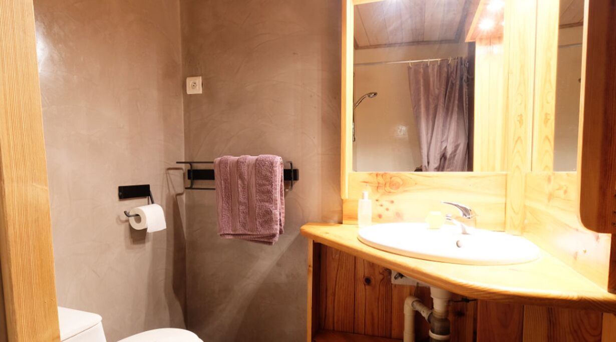 Photo of Bathroom in Venosc