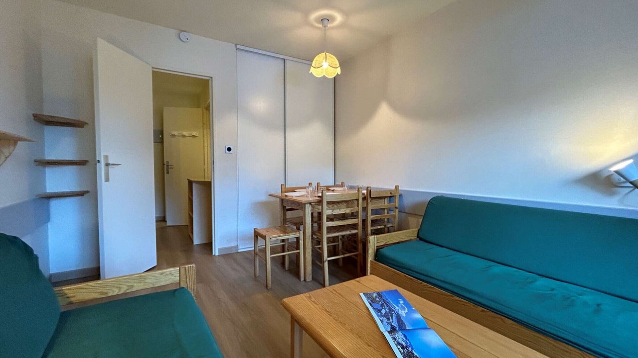 Photo of Livingroom in Saint-Etienne-en-Devoluy