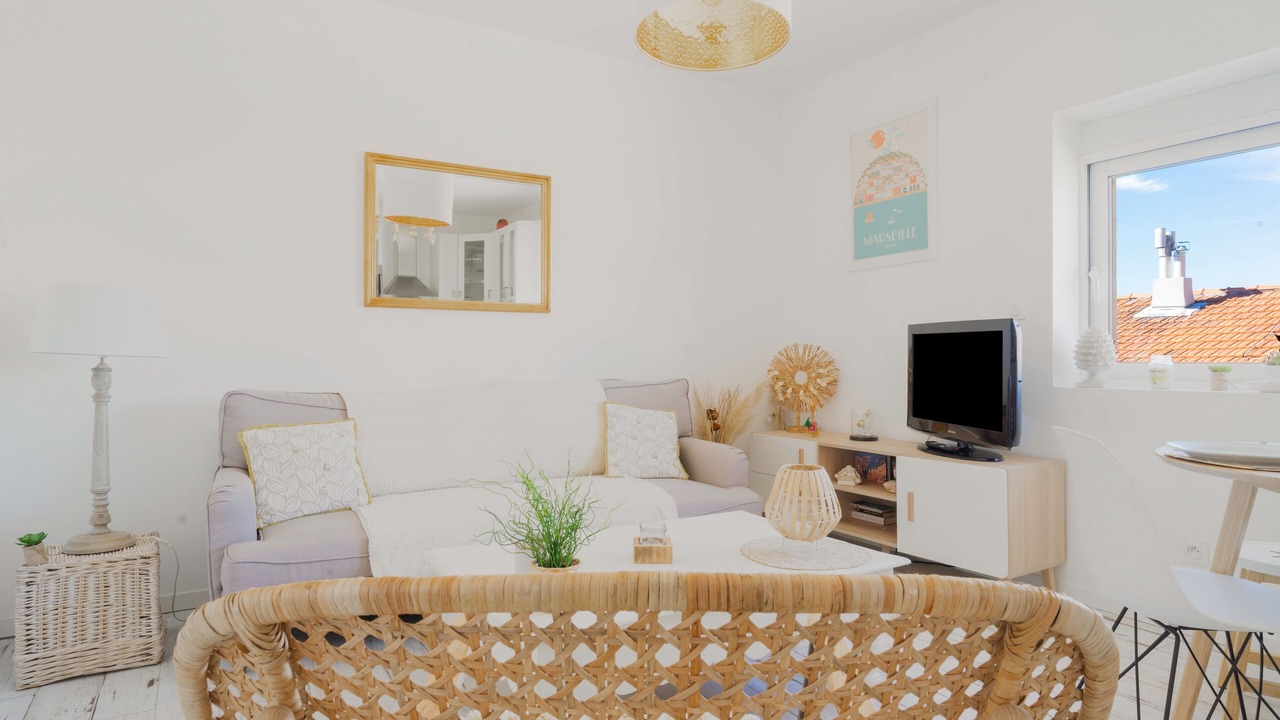 Photo of Livingroom in Mazargues
