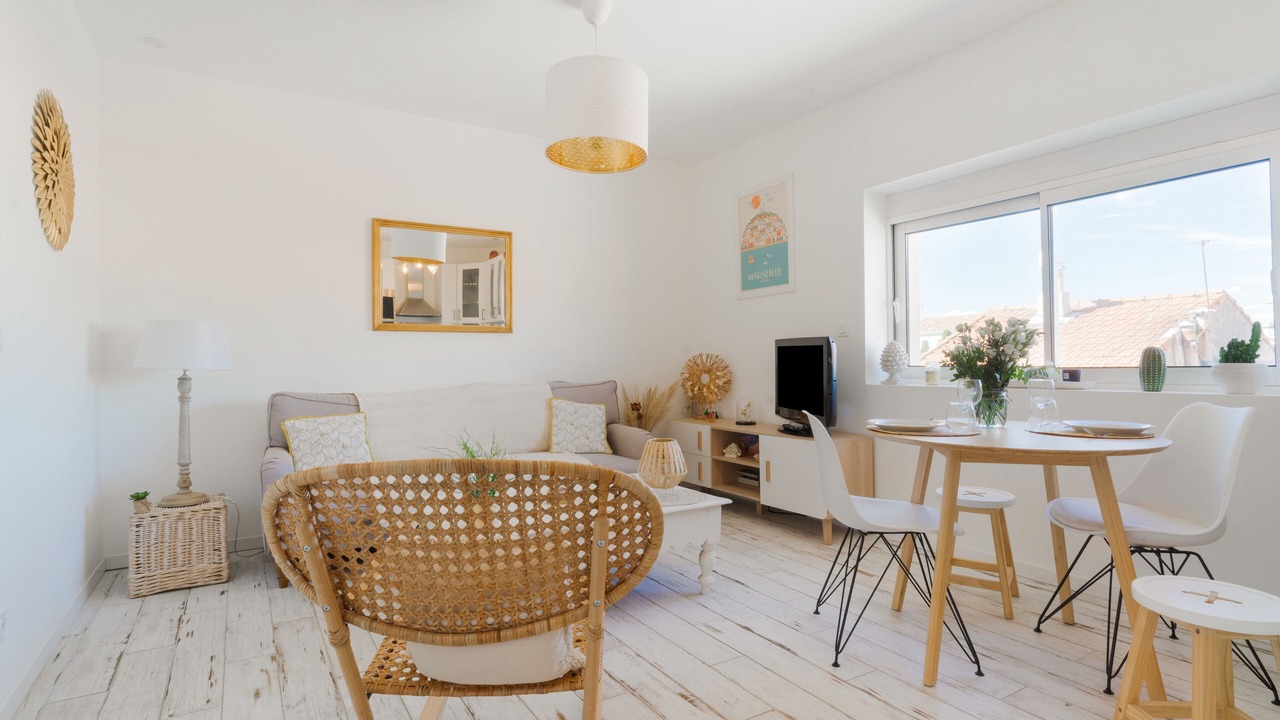 Photo of Livingroom in Mazargues