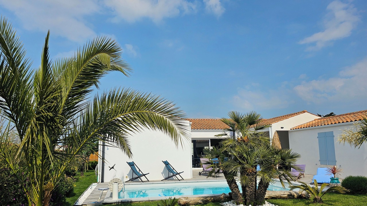 Photo of Outdoor in Cheray