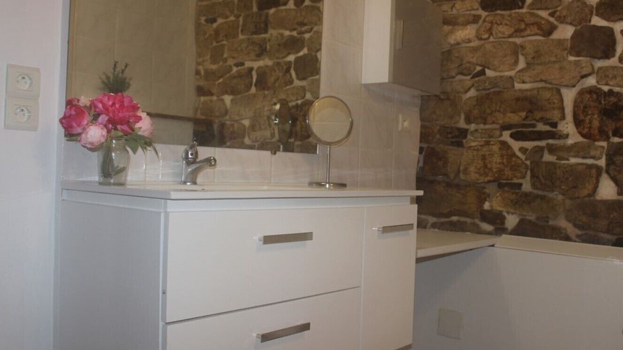 Photo of Bathroom in Dineault