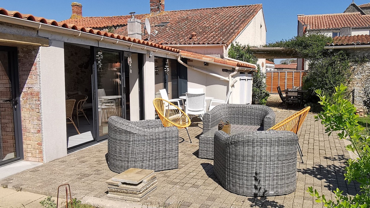 Photo of Patio Balcony in Le Bernard