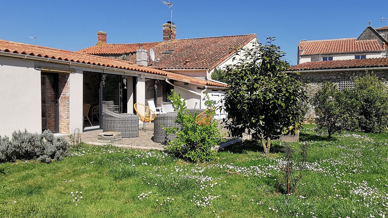 Photo of Outdoor in Le Bernard