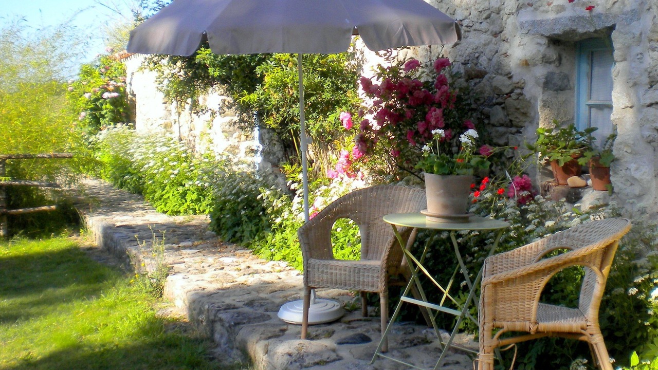 Photo of Outdoor in Bouin