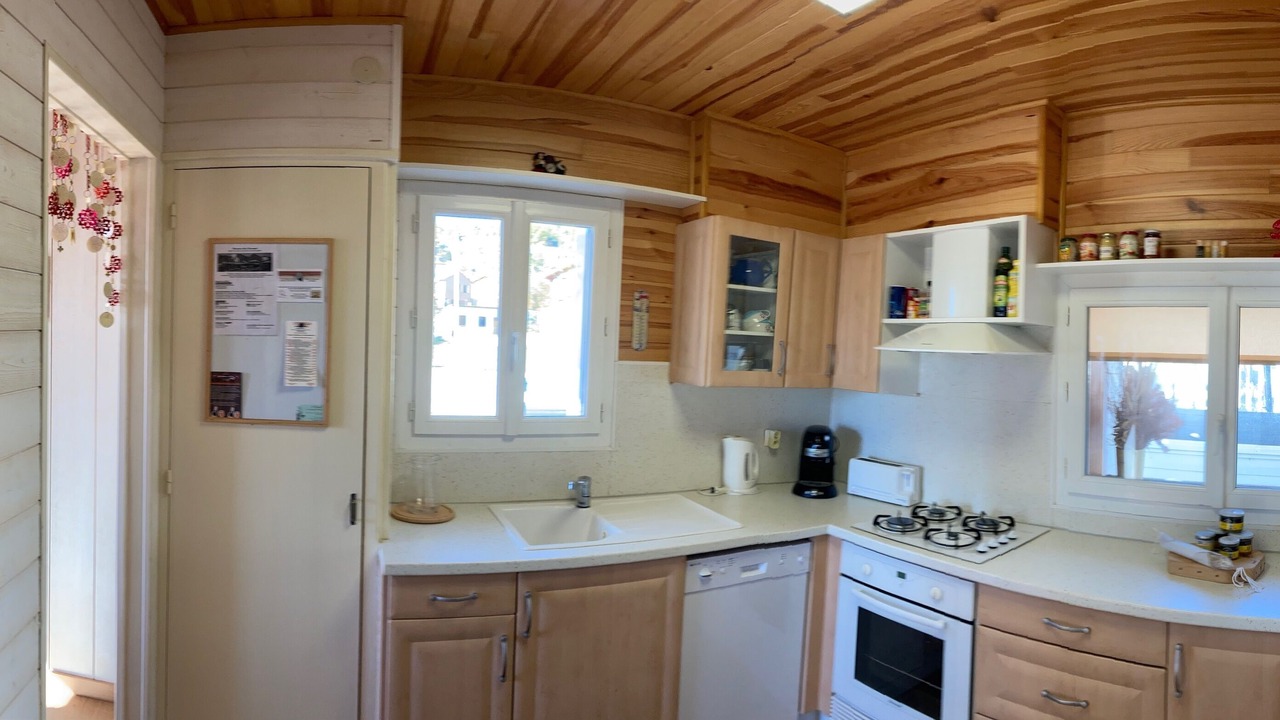 Photo of Kitchen in Font-Romeu-Odeillo-Via