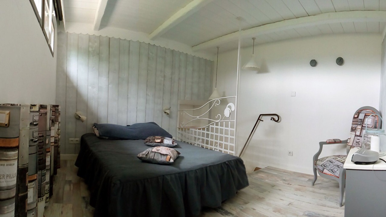 Photo of Bedroom in Rougon