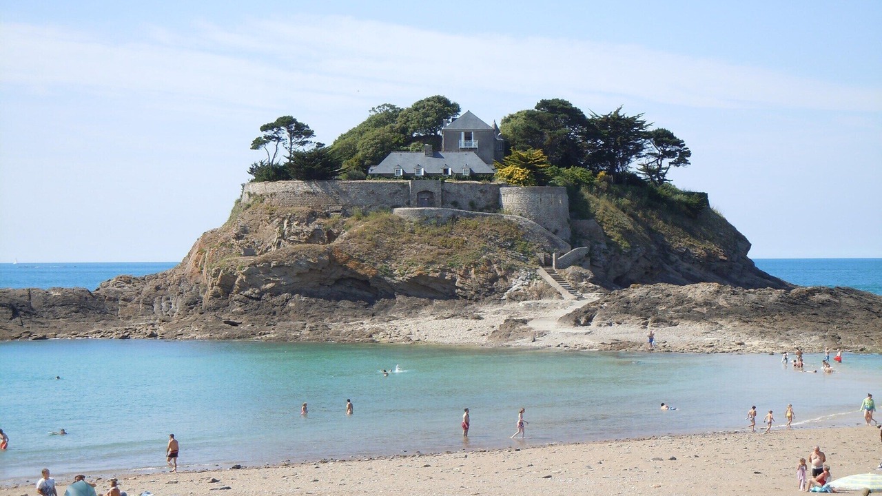 Photo of Others in Le Rosais-La Flourie