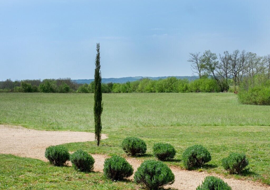 Photo of Outdoor in Couzou