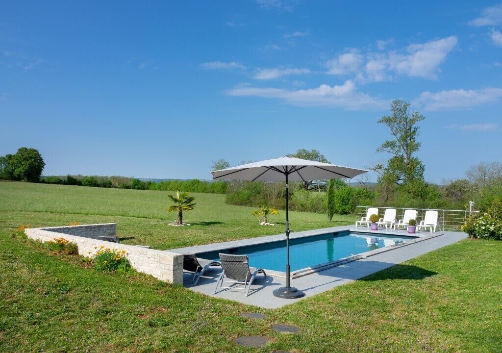 Photo of Outdoor in Couzou