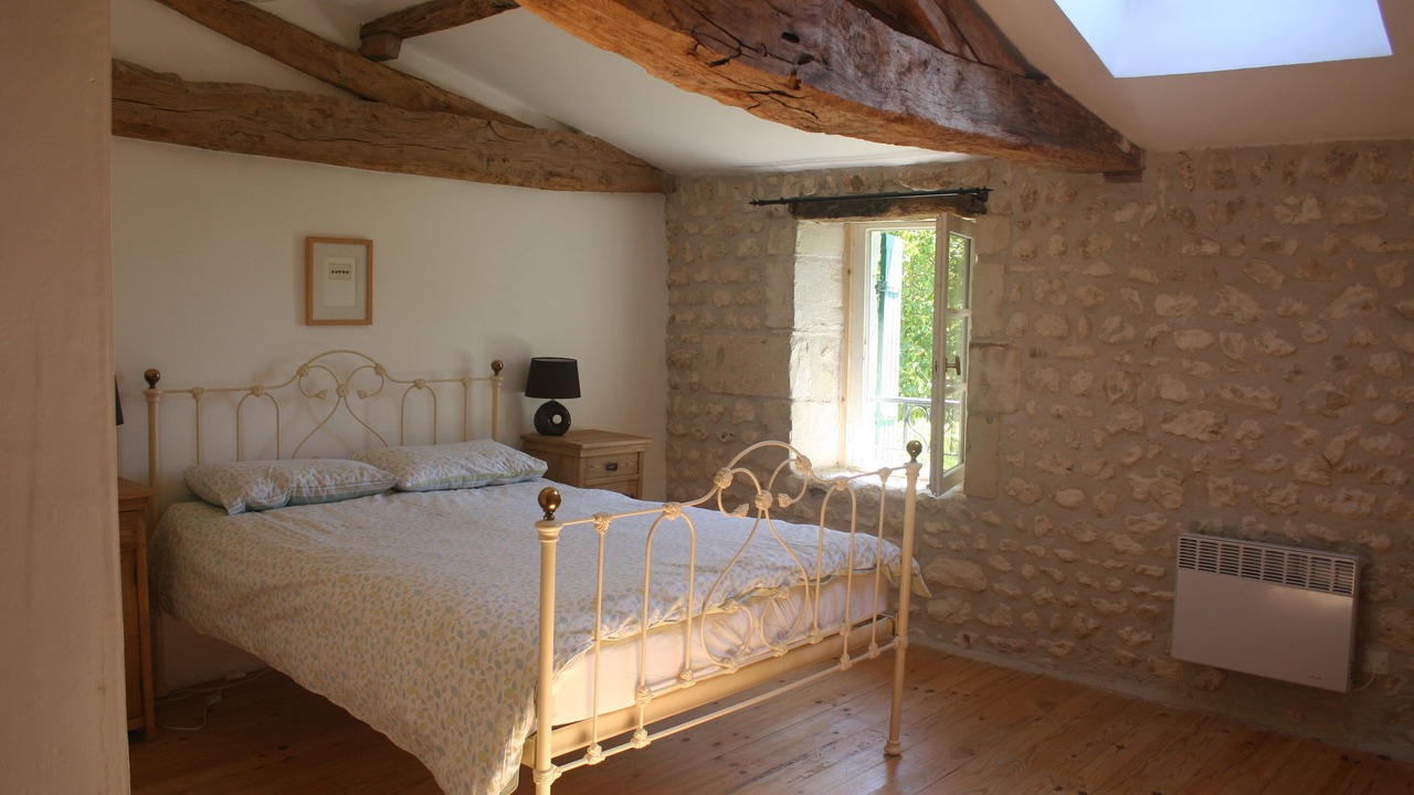 Photo of Bedroom in Mortagne-sur-Gironde