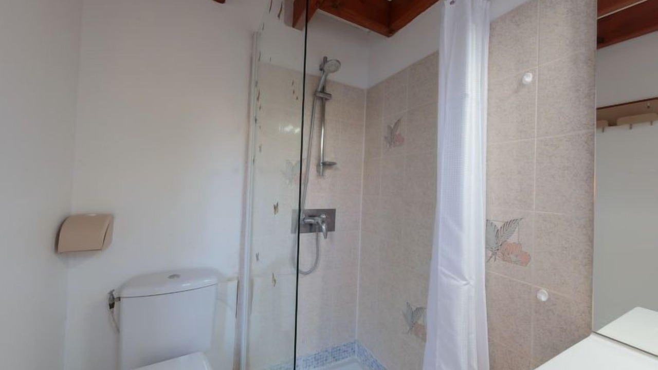 Photo of Bathroom in Vaux-sur-Mer