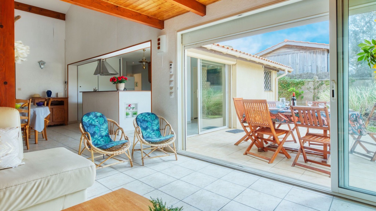 Photo of Livingroom in Lacanau-Ocean
