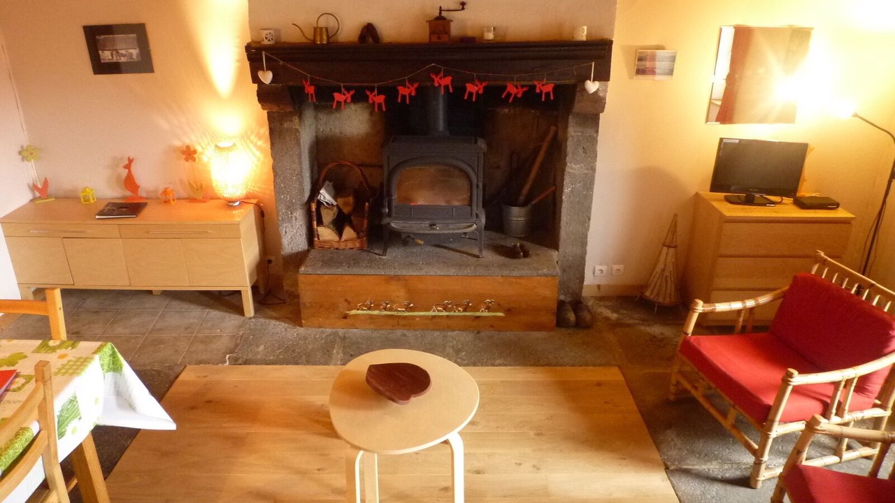 Photo of Livingroom in Chambon-sur-Lac