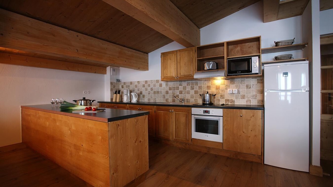Photo of Kitchen in Arc-2000