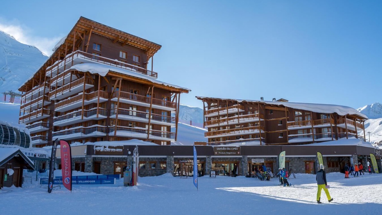 Photo of Outdoor in Arc-2000